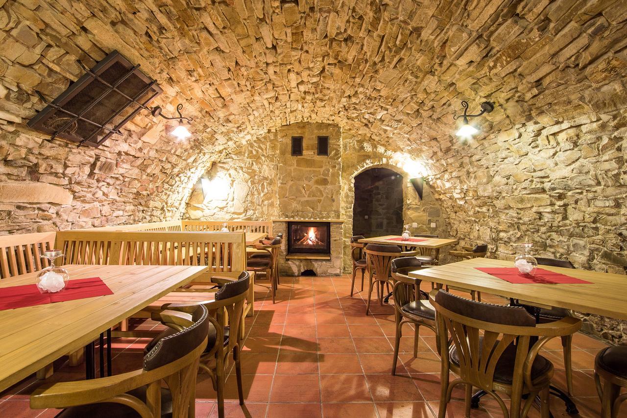 Hotel Pod Vezi Strážnice 외부 사진