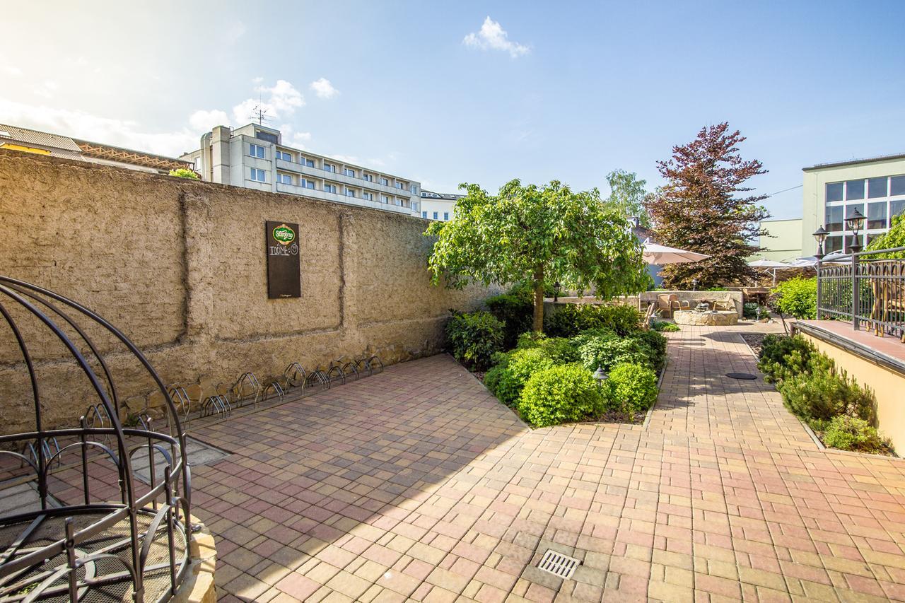 Hotel Pod Vezi Strážnice 외부 사진
