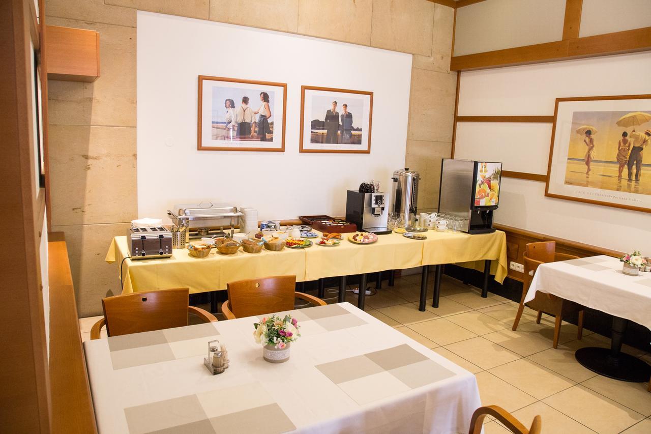 Hotel Pod Vezi Strážnice 외부 사진